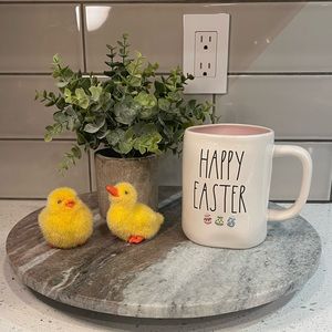 NWT - RAE DUNN “HAPPY EASTER” Easter Mug